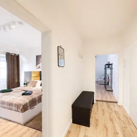3 Flat Museuminsel Berlin-mitte 7 Personen Apartment